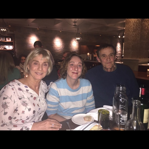 Meet your Posher, Gretchen - Picture 3 of 8